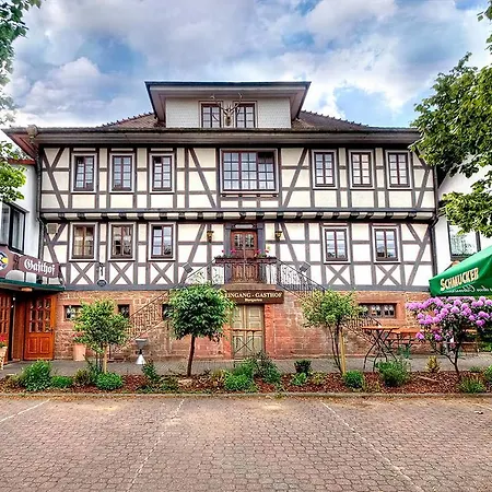 Brauerei Gasthof Schmucker *